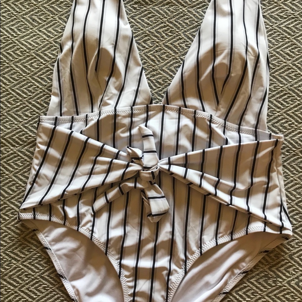 Quiet Elegance Stripe One-piece Swimsuit